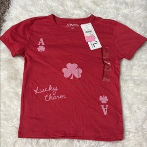 NWT Vinyl Threads Red Lucky Charm Ace Of Clubs Short Sleeve Shirt Size XS